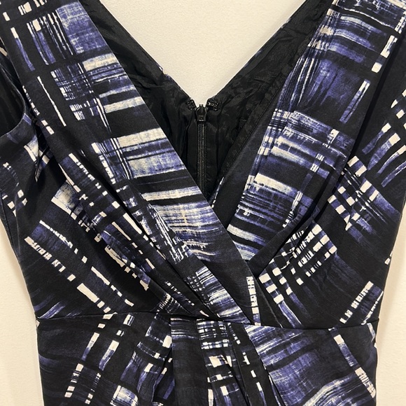 Banana Republic silk dress - Picture 4 of 9